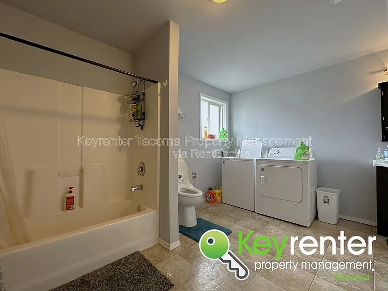 6526 S D St #2 — Photo 6