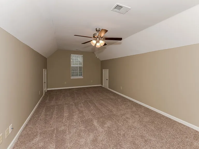1009 Nighthawk Ln — Photo 11