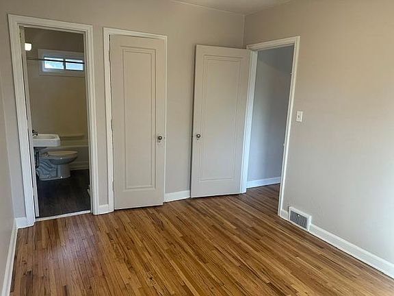 6th image of 219/221 14th St NW