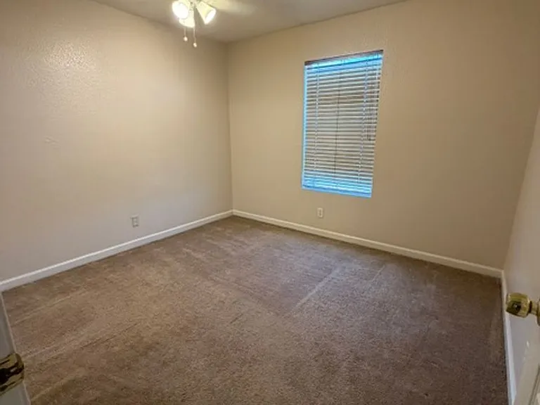 2675 Merganser Ct — Photo 12