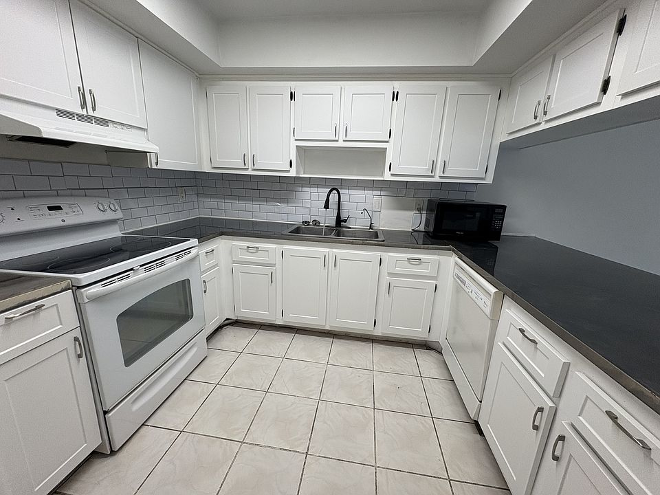 1st image of 6955 W 2nd Ct