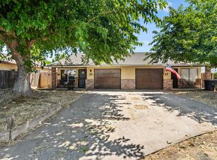 27 Black Pine Way, Oakdale, CA 95361