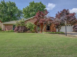 8832 E 63rd St, Tulsa, OK 74133