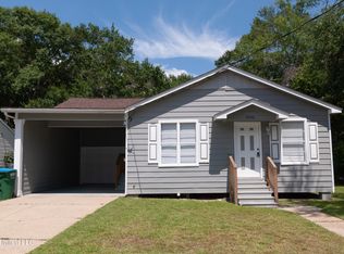 1906 10th St, Pascagoula, MS 39567