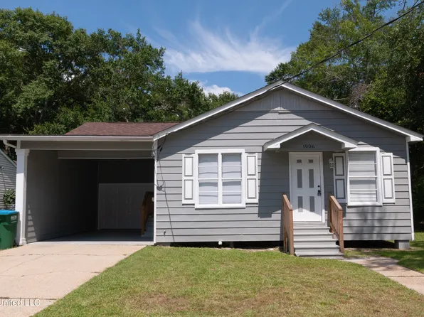 1906 10th St, Pascagoula, MS 39567