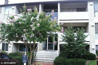 1st image of 5610 Bloomfield Dr APT 204