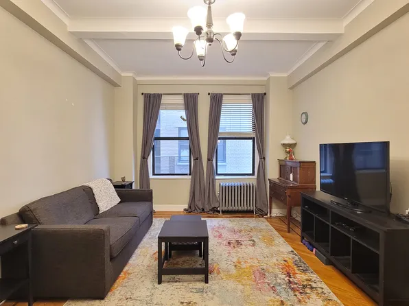 535 West 110th Street 4A image 1 of 7