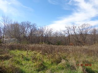 E School St, La Farge, WI 54639