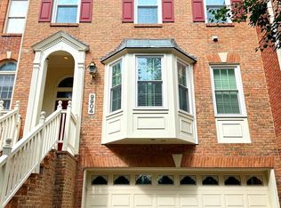 9904 Foxborough Cir, Rockville, MD 20850