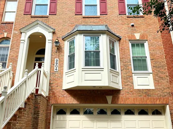 9904 Foxborough Cir, Rockville, MD 20850