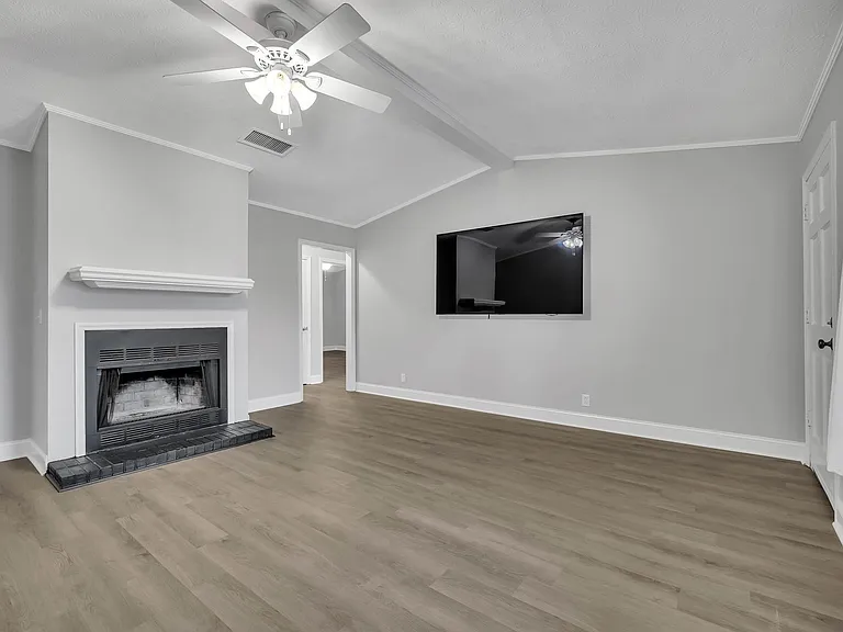 3350 Oak Trees Ct — Photo 6