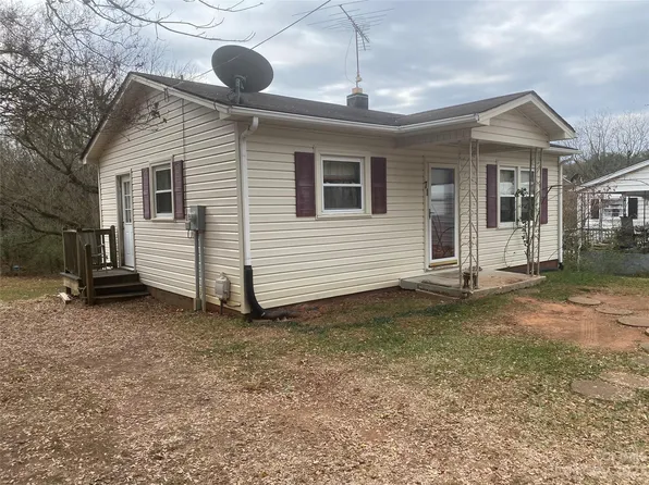 71 Hunter Bridge Rd, Stony Point, NC 28678