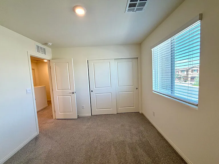 5646 Mesa Sedona St — Photo 20