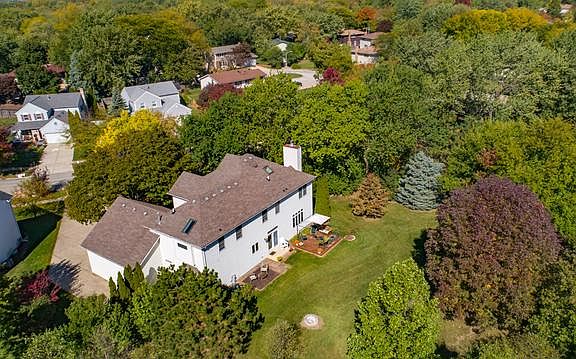 2nd image of 511 Charlestown Dr