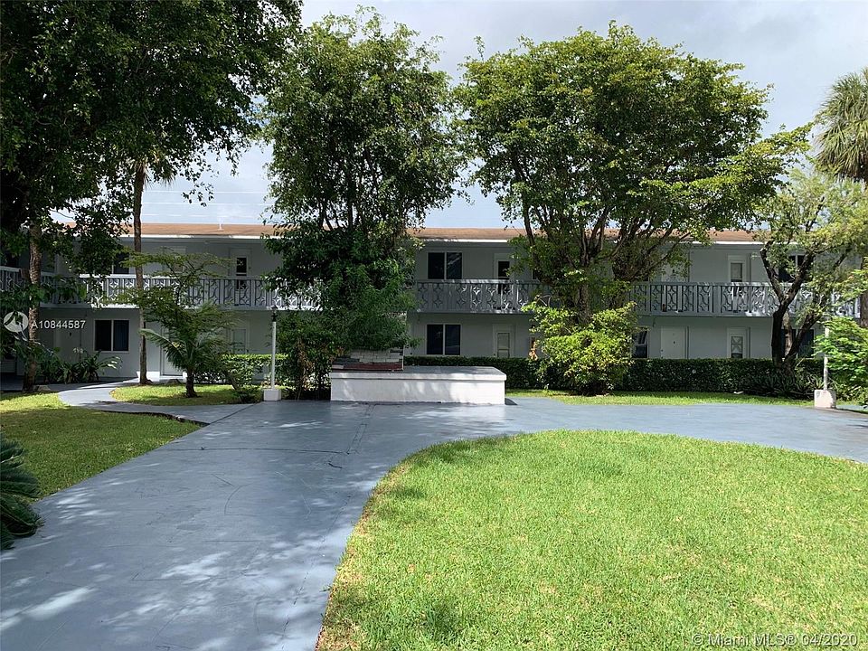 1st image of 890 NW 45th Ave #14