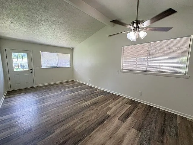 3652 Grier Ave — Photo 4
