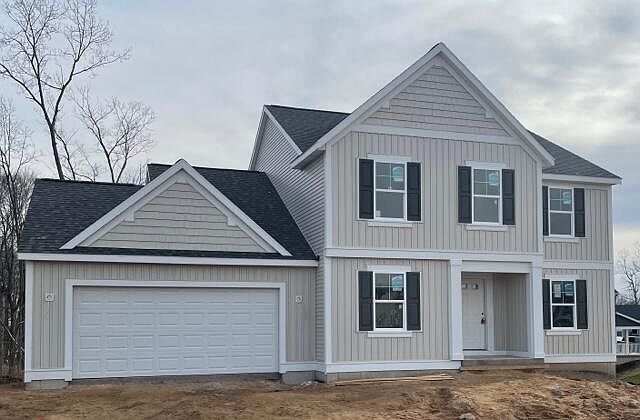 1st image of 610 Elstar Dr NE