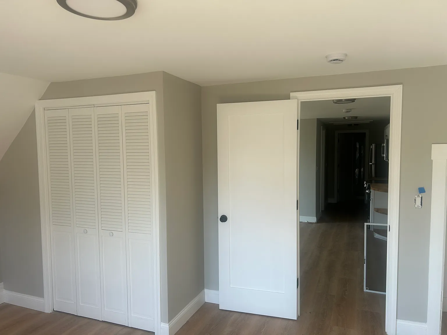 2 bed, 800 sqft, $1,900 — Photo 4