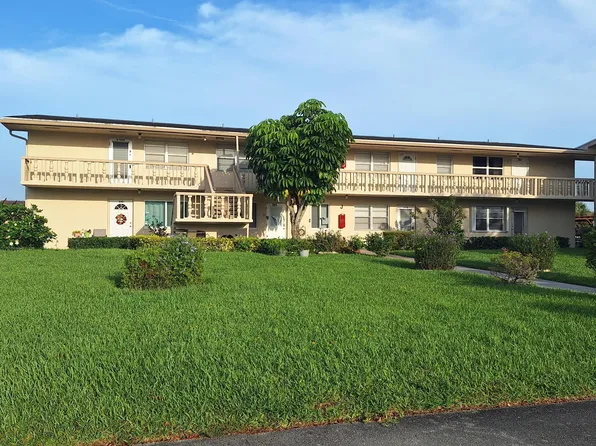 252 BEDFORD J #252, West Palm Beach, FL 33417