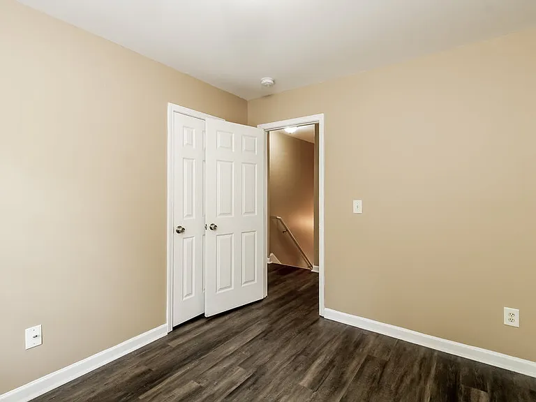 4014 Mountainridge Dr — Photo 15