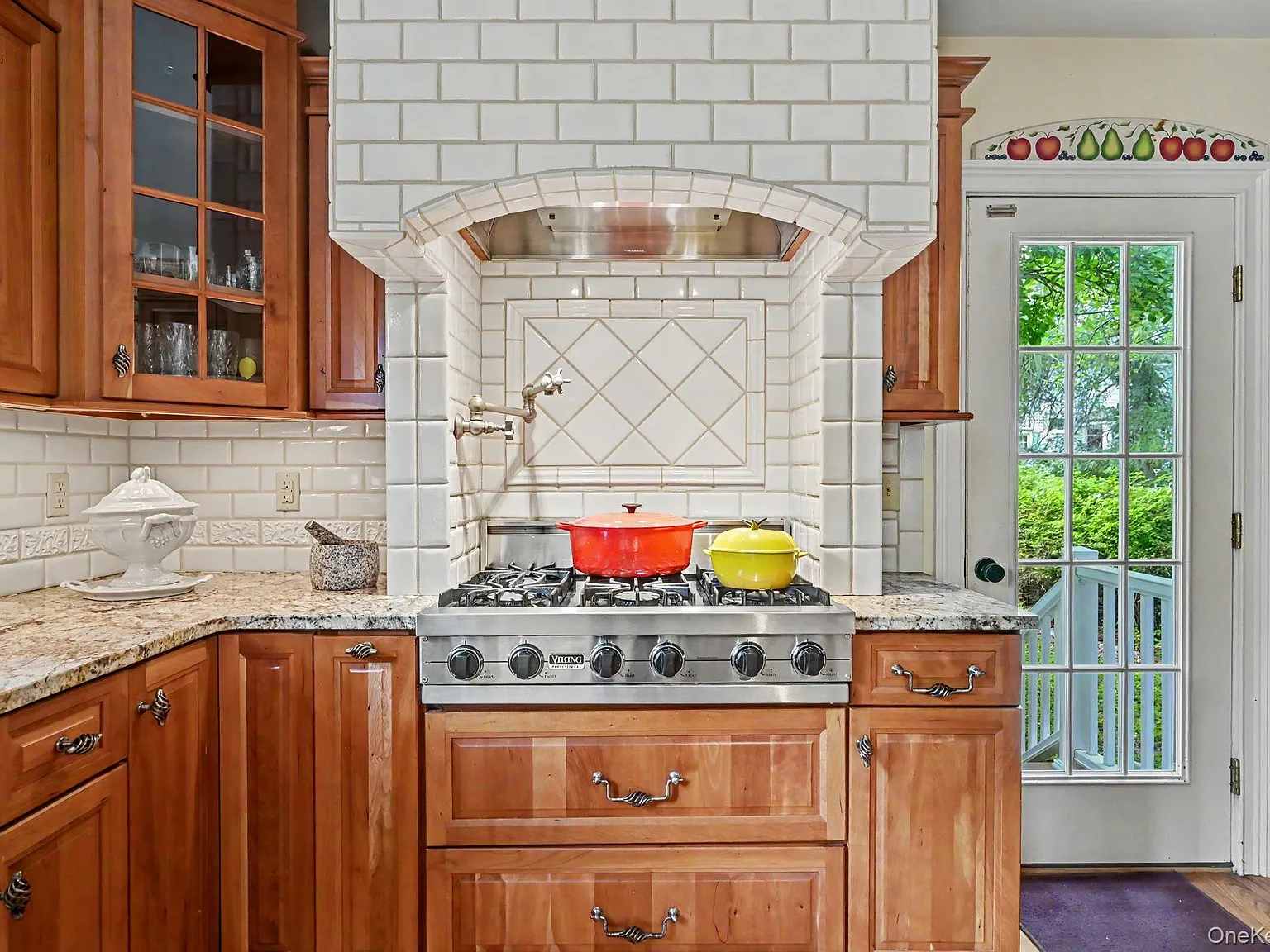 6 bed, 2.0 bath, 3000 sqft, $8,500 — Photo 4