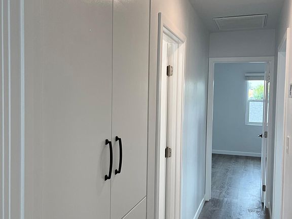3rd image of 2905 Keats St #1620