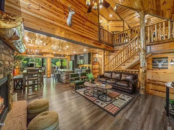 2nd image of 2359 Alpine Village Way