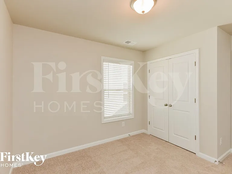 3508 Wheeler Ln — Photo 10