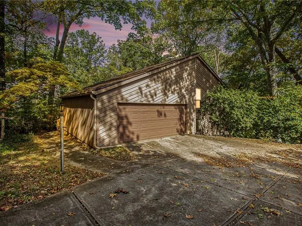 175 Spring Dr, Roswell, GA 30075