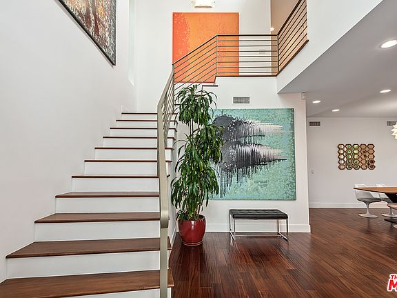 3rd image of 2129 Louella Ave