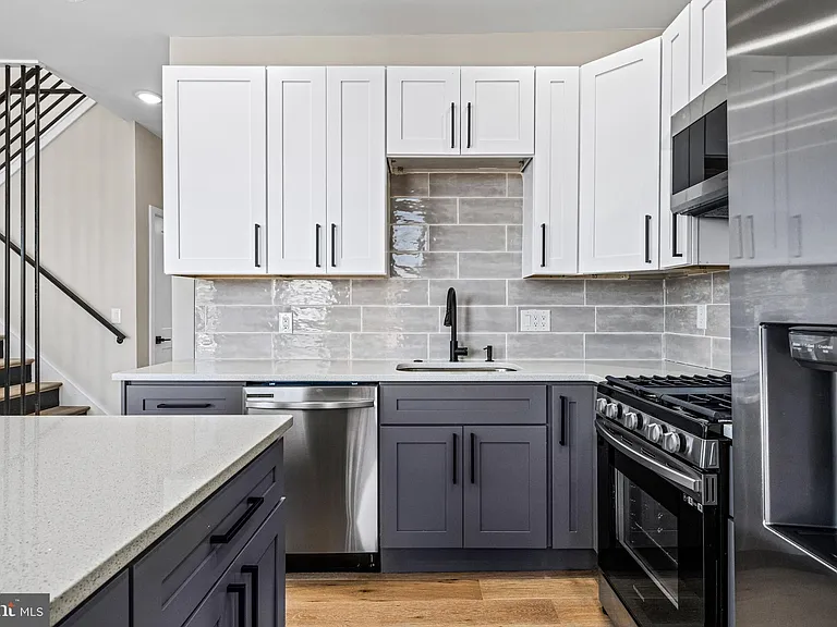 2409 N Hancock St #6 — Photo 20