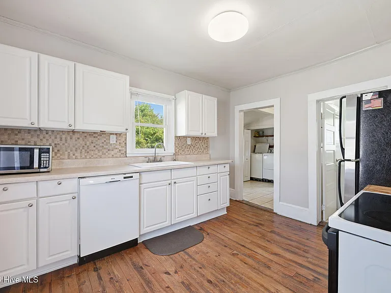 1304 Stallings Pkwy — Photo 12
