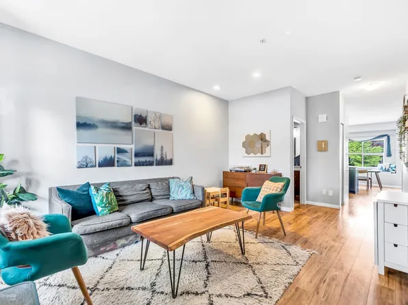 1055 Riverwood Gate #62, Pt Coquitlam, BC V3B 8C3