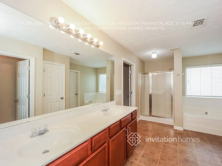 3099 Meadow Point Dr — Photo 15