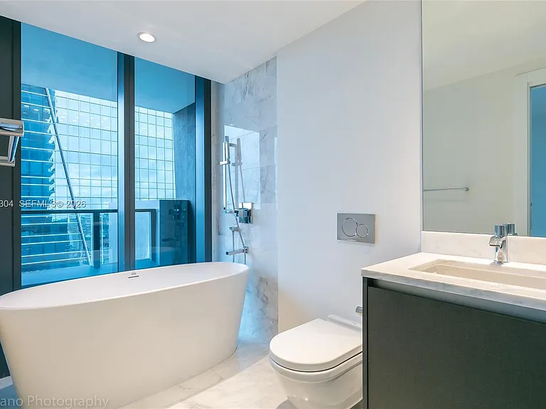1451 Brickell Ave #905 — Photo 15