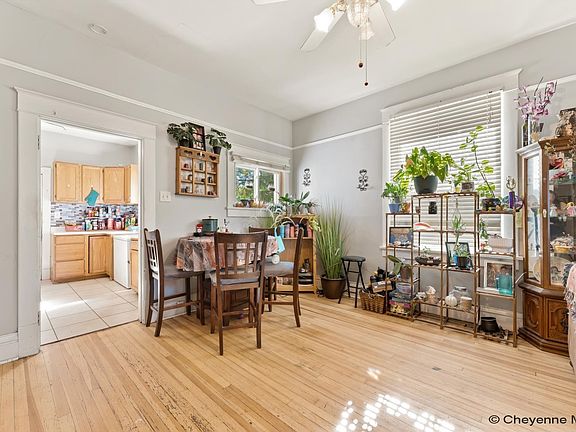 4th image of 615 W 25th St