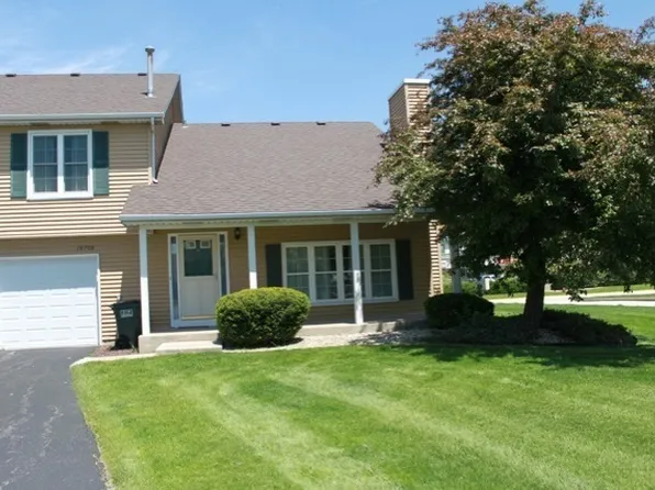 19709 S Edinburgh Ln, Frankfort, IL 60423