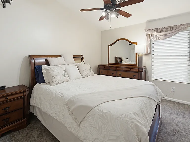 12516 W Solano Dr — Photo 21