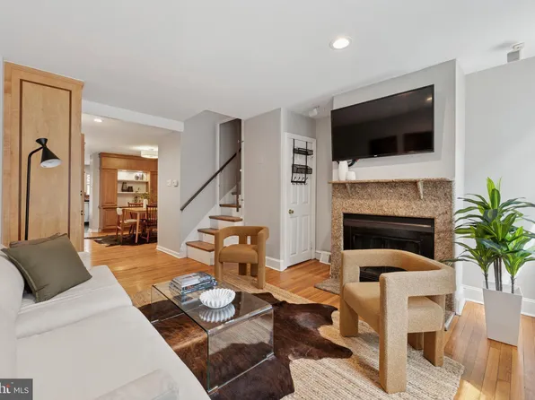 712 S 6th St, Philadelphia, PA 19147