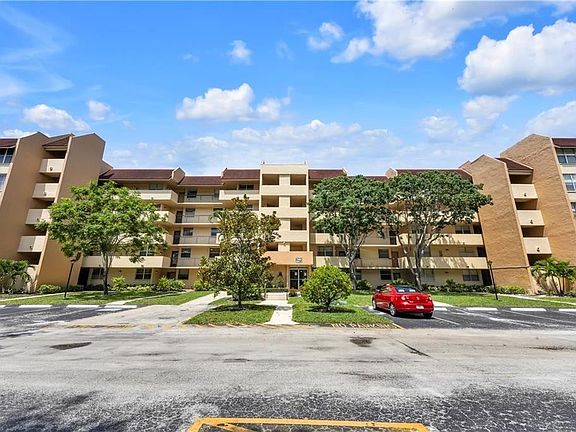 2nd image of 7080 Environ Boulevard #522