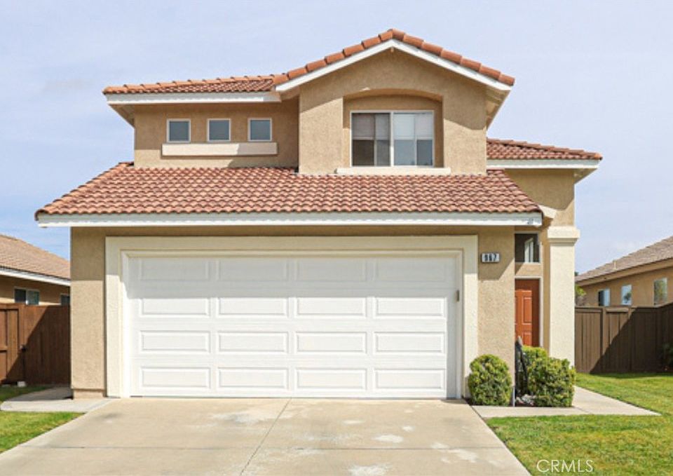 1st image of 967 Naples Dr