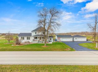 2894 Lawrence Dr, De Pere, WI 54115