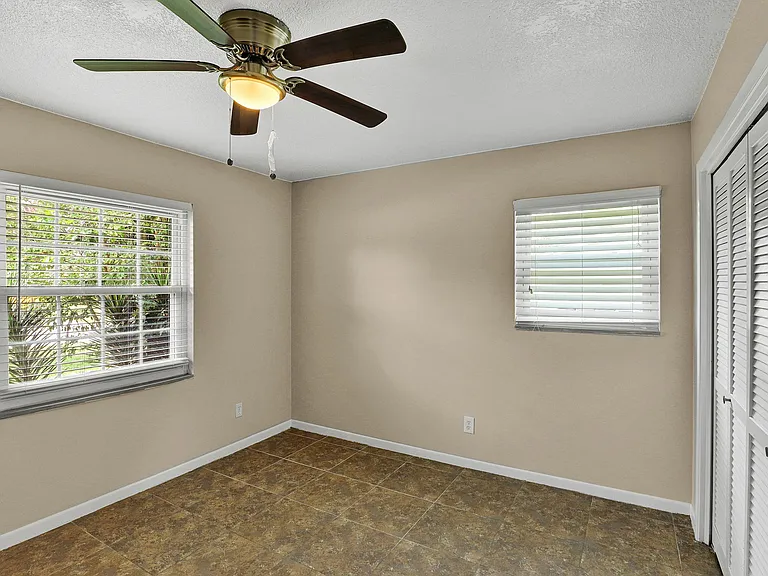 149 Southwind Cir — Photo 23