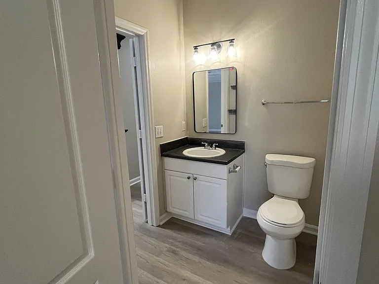 19920 Villa Ridge Dr #1-206 — Photo 8