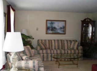 6610 Hunters Wood Cir, Baltimore, MD 21228