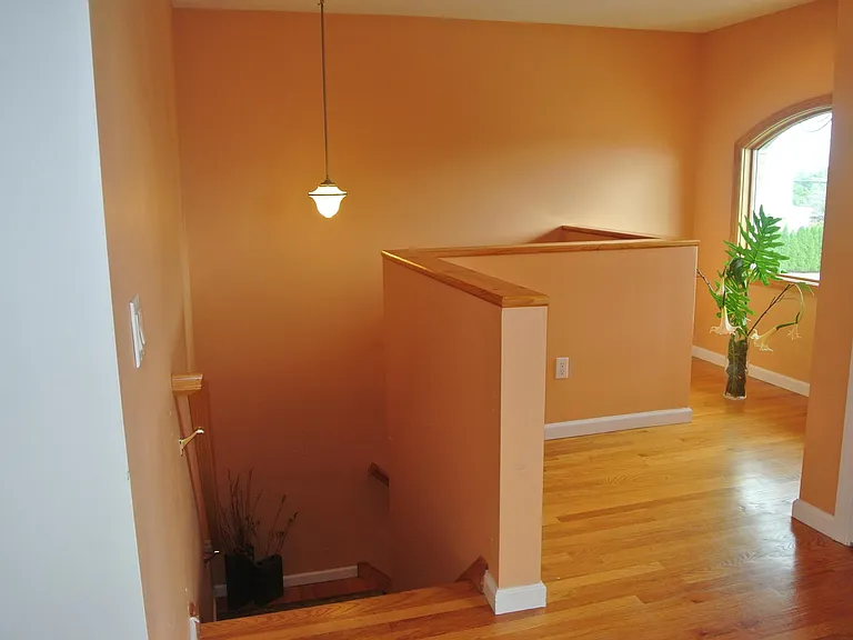69 Summit Ave #2 — Photo 4