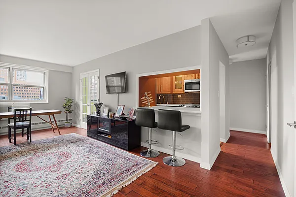 Sold by Compass | media 4