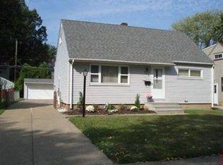 218 Brookfield Rd, Avon Lake, OH 44012