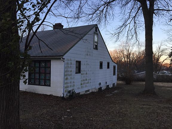 2nd image of 10065 Baron Dr