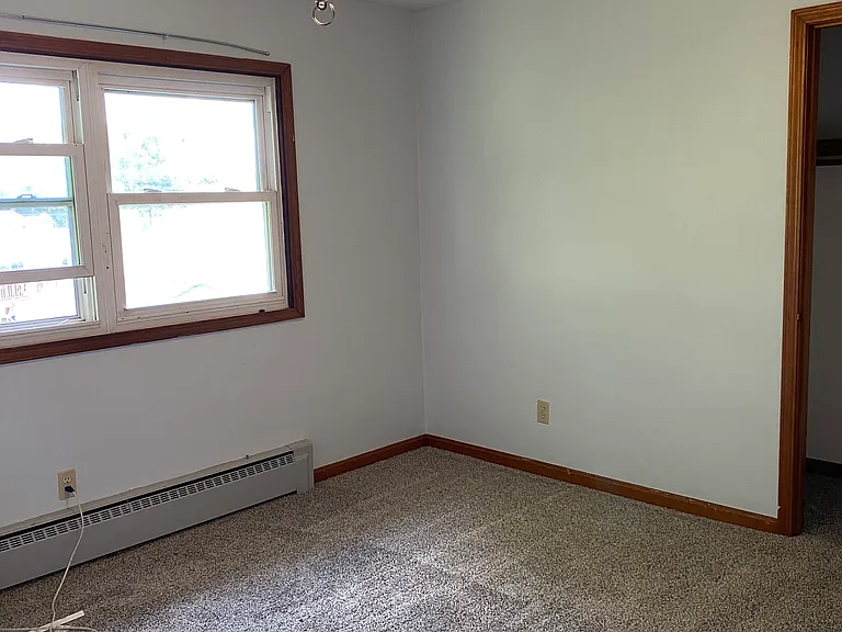 76 1/2 Yonker St #1/2 — Photo 17